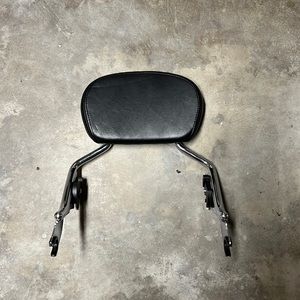 Motorcycle back rest for passenger